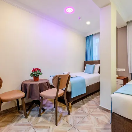 Silviya Hotel 3*