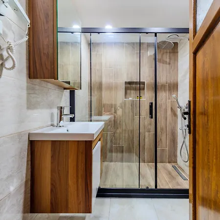 Silviya Istanbul